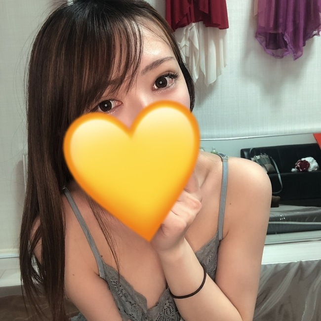 セラピスト りこ